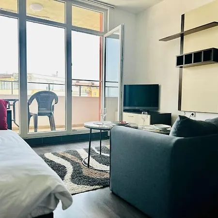 Studio Close To Airport * Sofia
